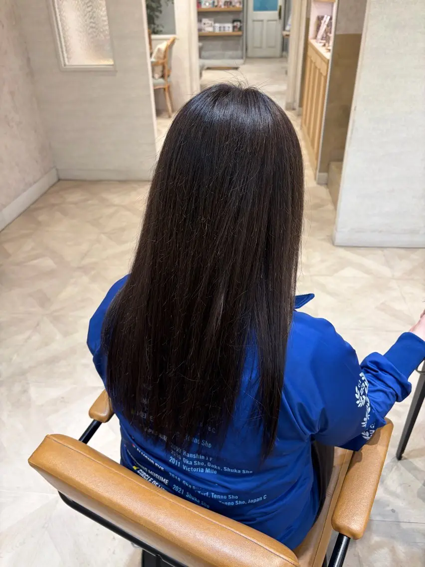 ロング ヘアカラー 小川 ルミナのヘアスタイル