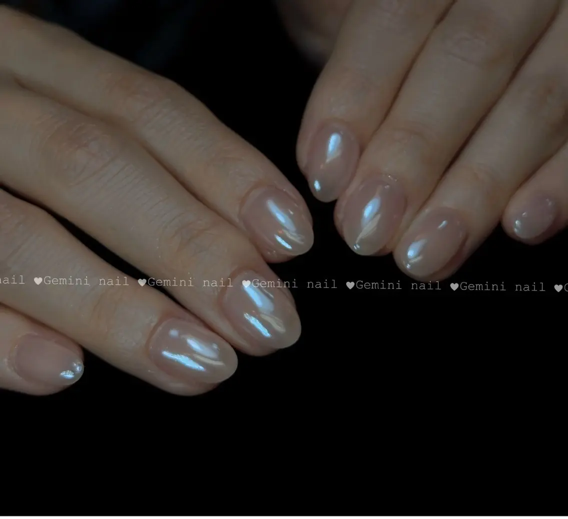 ネイル ミラーネイル Gemini nail.Yukiのネイルデザイン