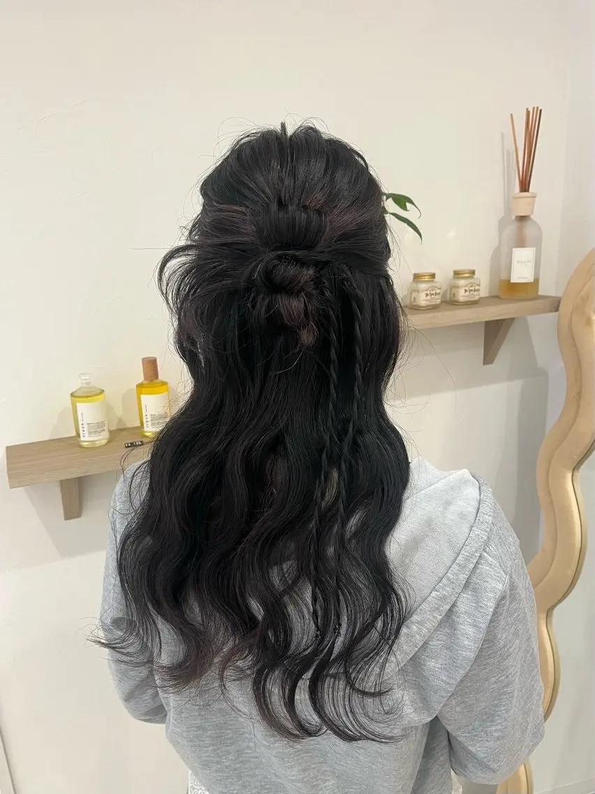 ロング ヘアアレンジ ハーフアップ りん/ 名古屋ヘアセットの眉毛・アイブロウイメージ