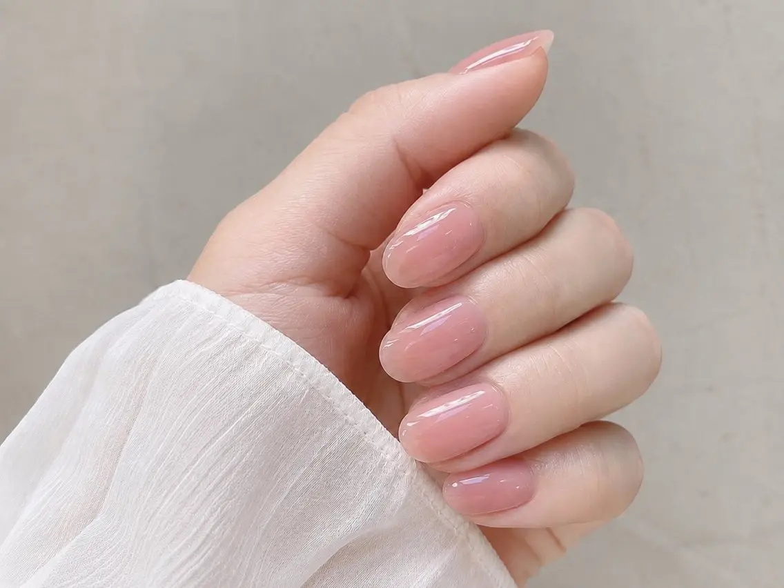 【急募💅🏼】オフありスキンカラーのワンカラーネイル※こちらのメニューは色指定となります。別スタッフの最終チェック有。の写真
