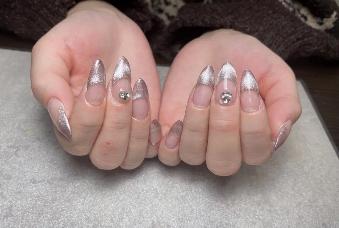 ネイル フレンチネイル マグネットネイル 持ち込み ネイルチップ BLANC.nail yuuのネイルデザイン