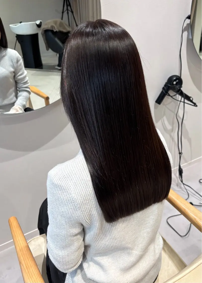 セミロング カット ヘアカラー 縮毛矯正 透明感カラーが得意✨ arakawayuaのヘアスタイル