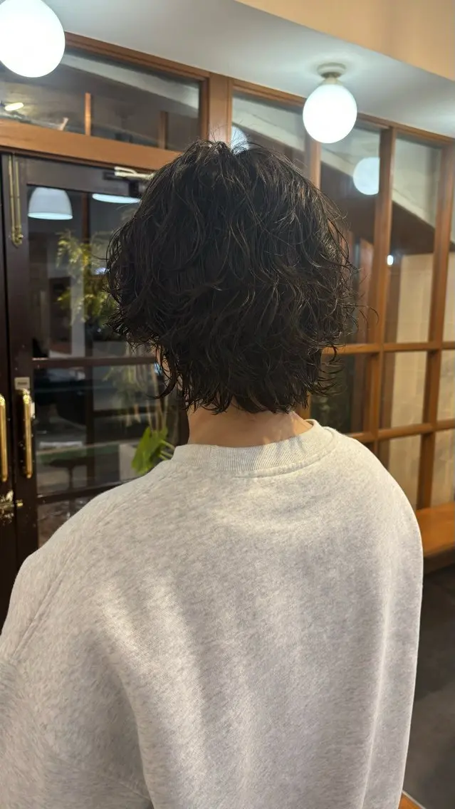 ショート パーマ 伸ばしかけ ショートヘア ウルフカット honoka/ bob/layerのヘアスタイル
