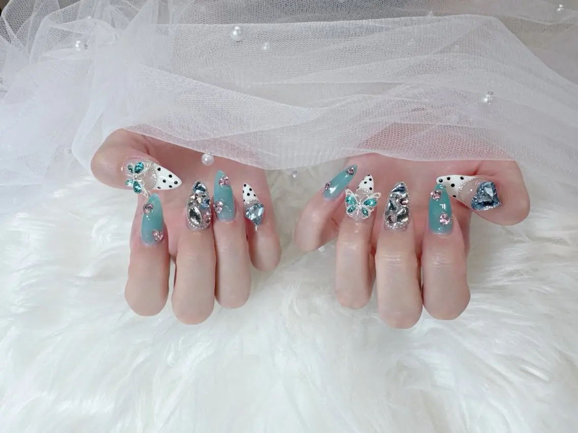 ネイル ブルー フットネイル フレンチネイル 韓国ネイル マグネットネイル ハンドネイル ハンドケア Hara Nail 【持ち込みOK】のネイルデザイン