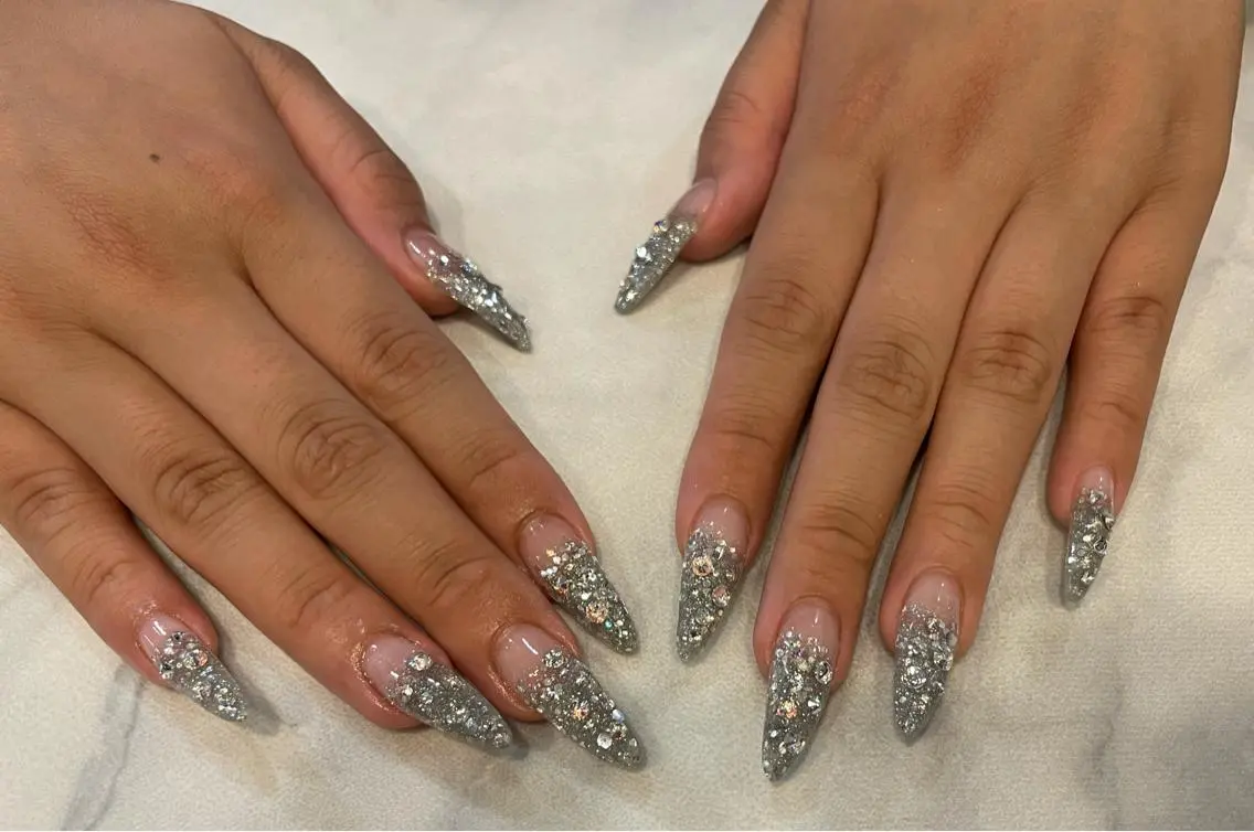 ネイル アートネイル ロングネイル pro.M chiharuのネイルデザイン