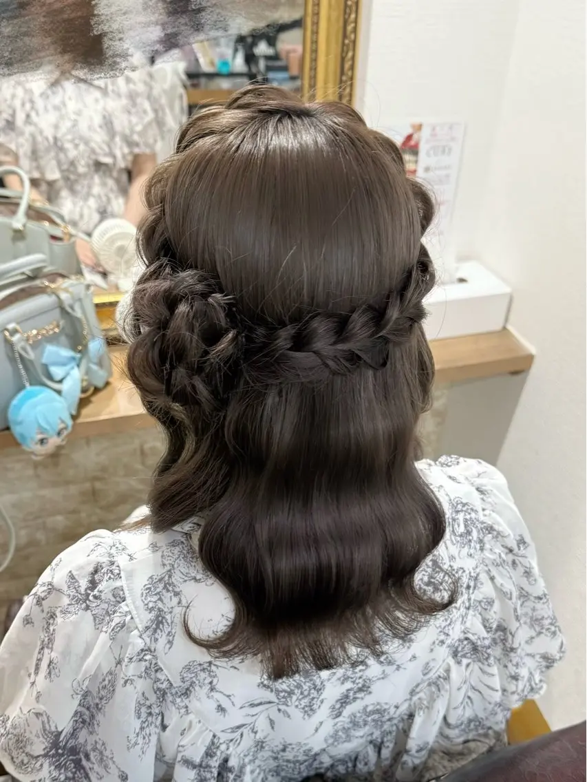 ヘアアレンジ ヘアセット セットサロンCURE 🩵あんみのマツエク・マツパデザイン