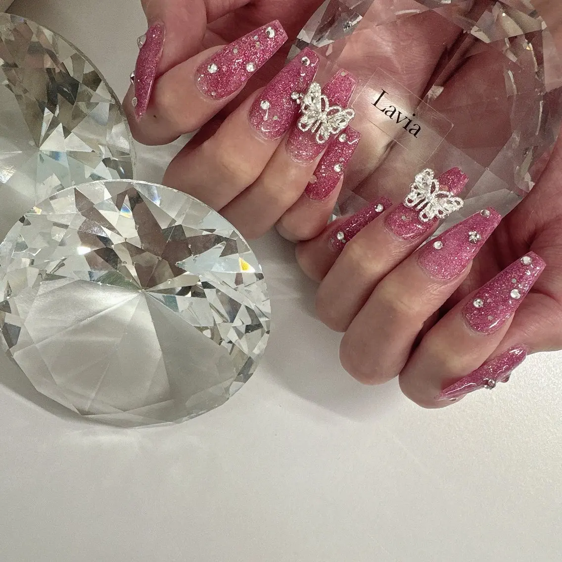 ネイル lavia🖤 ayumiのネイルデザイン