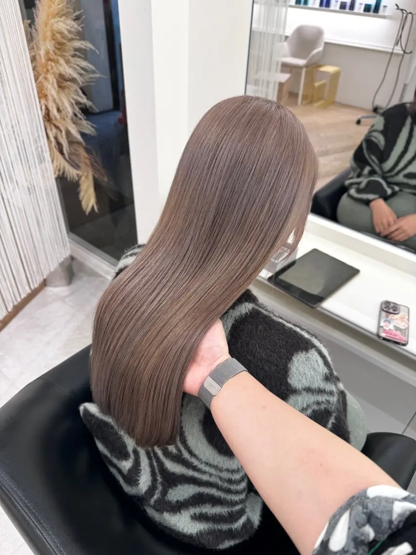 ロング カラー ヘアカラー NANO/ ブリーチ×レイヤーのヘアスタイル