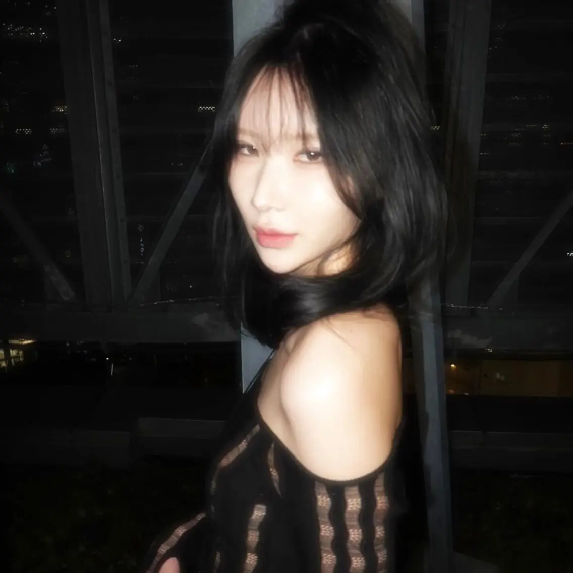 ミディアム 小顔カット ﾌﾞﾚｲｽﾞ˚✧₊⁎ ﾚｲﾔｰToriのヘアスタイル