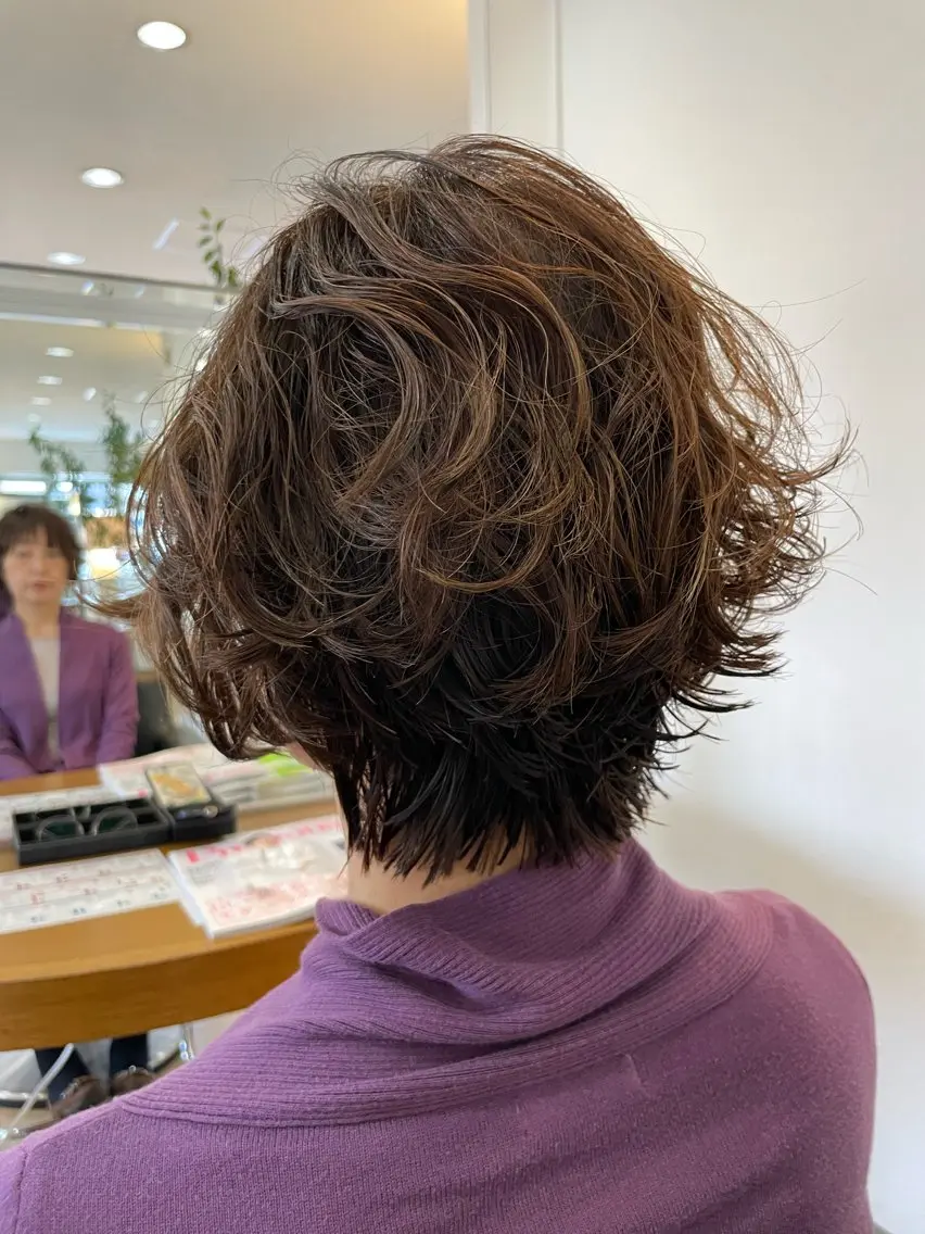 ショート カット ヘアカラー パーマ トリートメント 小酒井 智洋のヘアスタイル