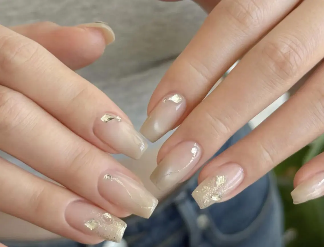 ネイル ハンドネイル 🎀 Ayaka_nailのネイルデザイン