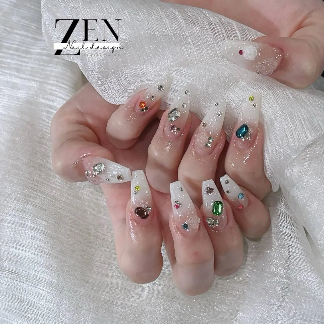 ネイル チークネイル フレンチネイル ジェルネイル 韓国ネイル マグネットネイル ハンドネイル Zen Nail Design 池袋のネイルデザイン