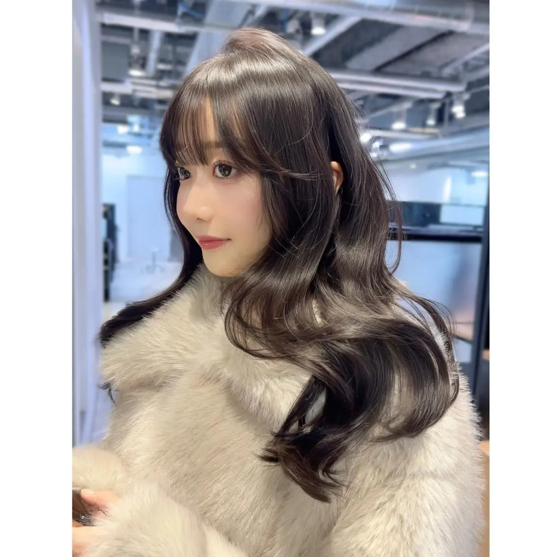 セミロング カラー 顔まわりレイヤー 顔周りカット レイヤーカット カット ヘアカラー トリートメント ITbyALBUM 浦和店のヘアスタイル