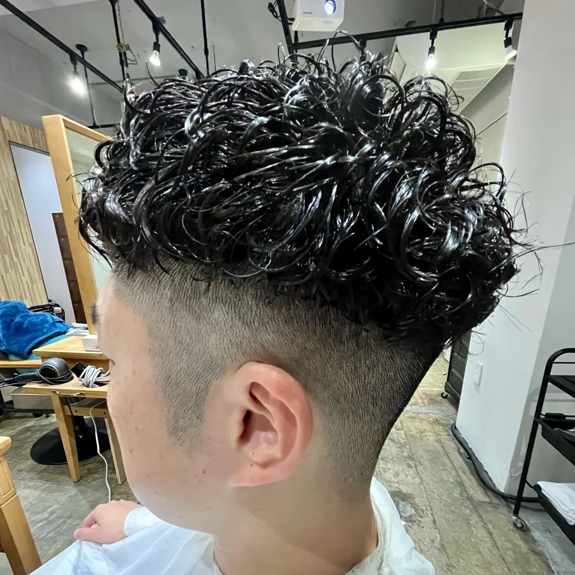 パーマ メンズ カット パーマ ヘアセット 新宿メンズカット/ パーマ/岩田進一のヘアスタイル