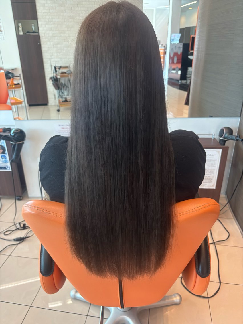 ロング カラー ブルーカラー ブルーグレー オレンジ ヘアカラー 米本 実桜のヘアスタイル