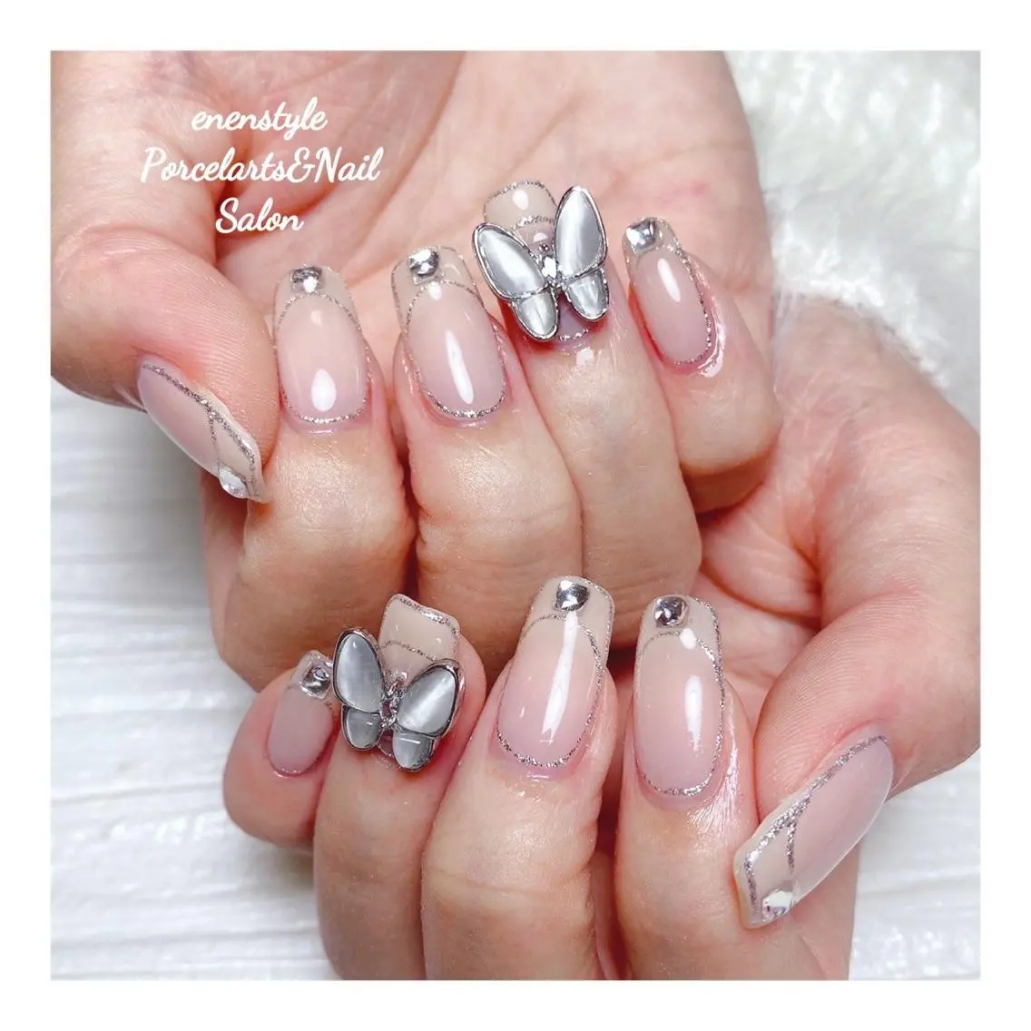 ミディアム ネイル 🐾enen style 🐾のネイルデザイン