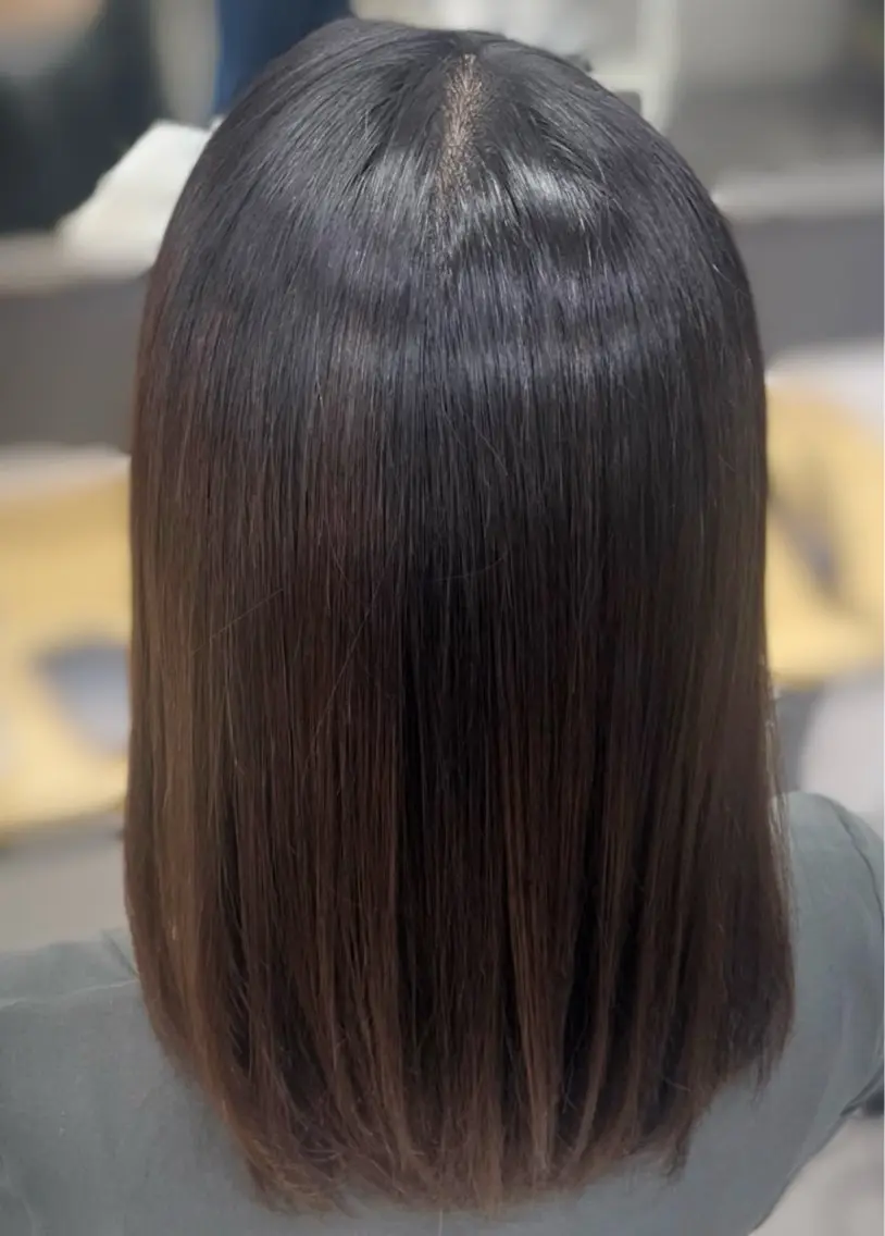 セミロング パーマ 縮毛矯正 平岡 愛望のヘアスタイル