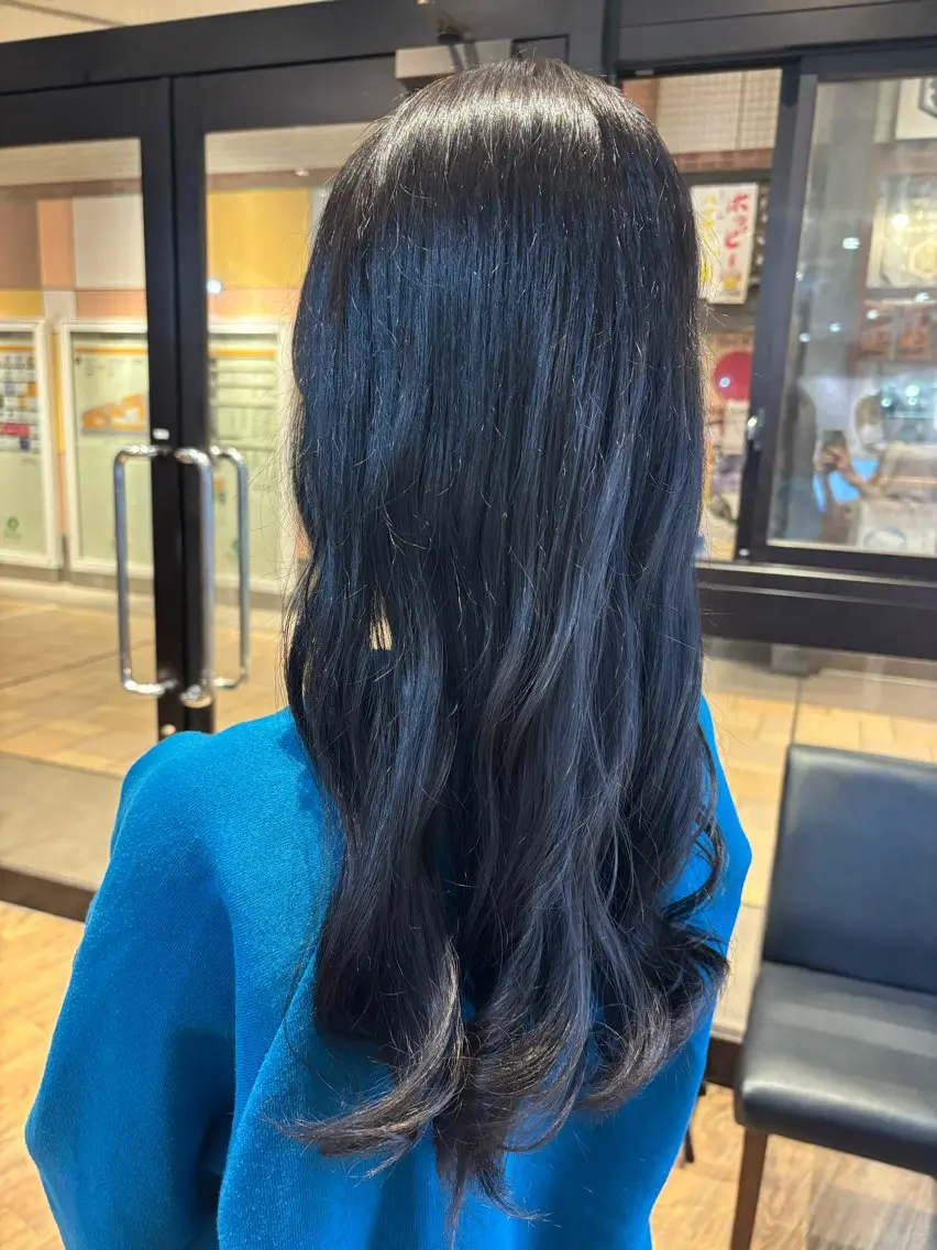 ロング カラー ブリーチ 🎀ワンレンボブ🎀 ワンカラー　あゆみのヘアスタイル