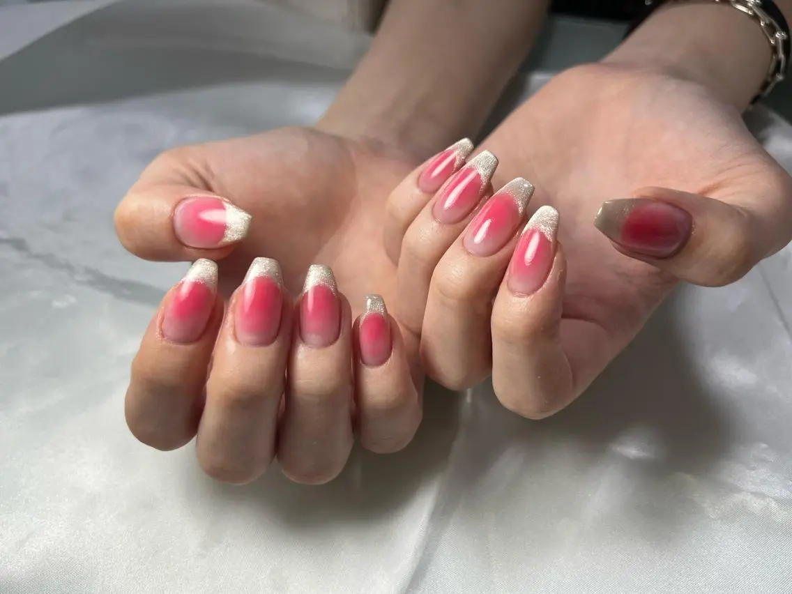 ネイル フレンチネイル マグネットネイル マグネットフレンチ 💎JADE💎 安田沙也香のネイルデザイン