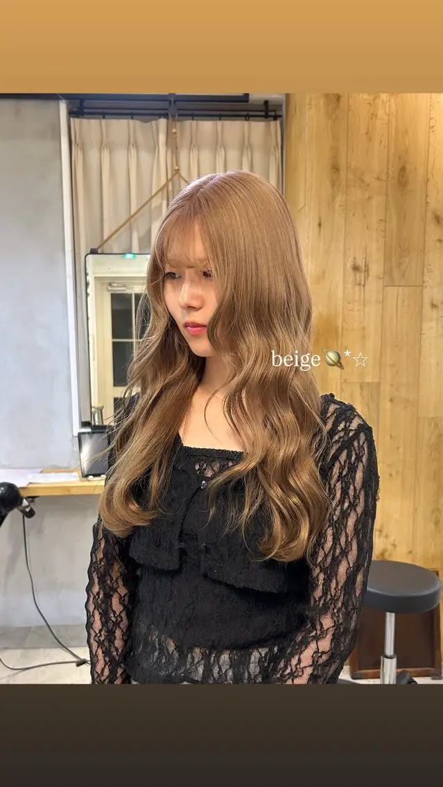 カラー lomalia moekaのヘアスタイル