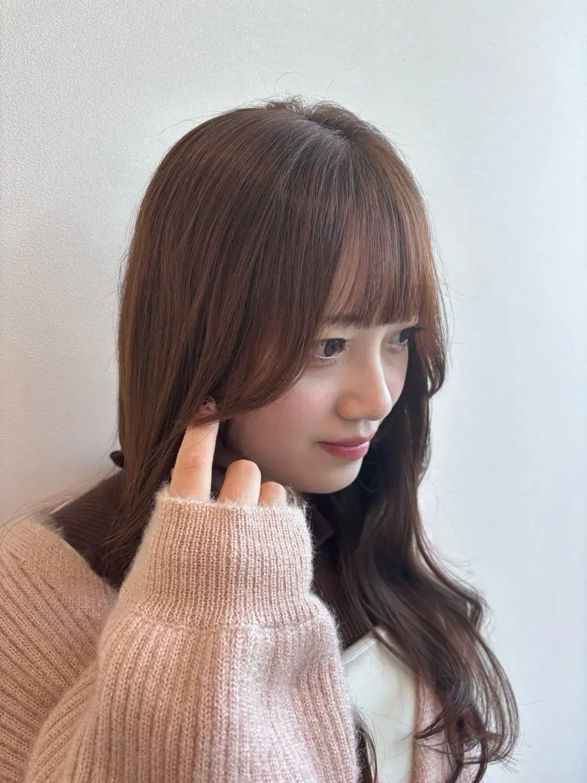 ロング カラー ブラウンカラー 顔周りカット 鍋嶋 涼香のヘアスタイル