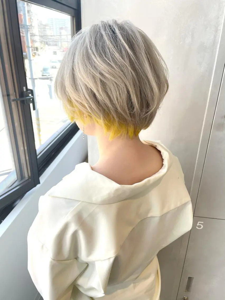 ダブルカラー+補修トリートメント🌟※ブリーチは一回のみになります。ブリーチリタッチはご利用できないクーポンになります。の写真
