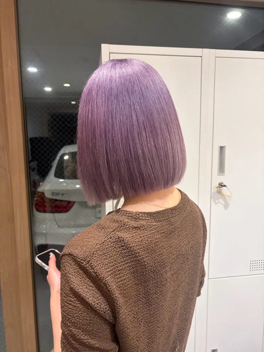 ショート カラー BLEACH YURINA⭐️のヘアスタイル