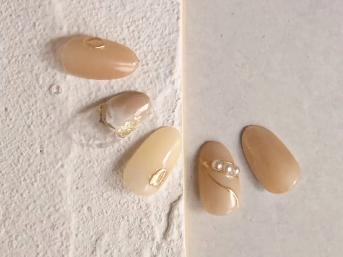 ネイル ジェルネイル ミラーネイル ニュアンスネイル オフィスネイル ショートネイル kiu nailsalonのネイルデザイン