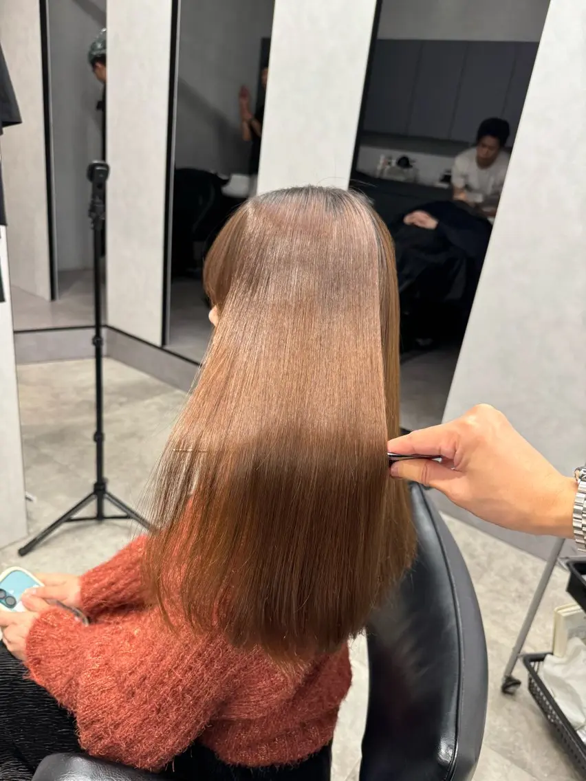 ロング 美髪矯正 韓国レイヤーのヘアスタイル