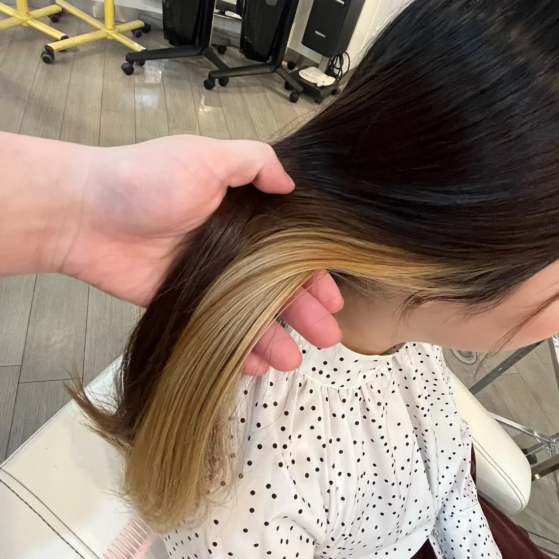 カラー フルカワ リナのヘアスタイル