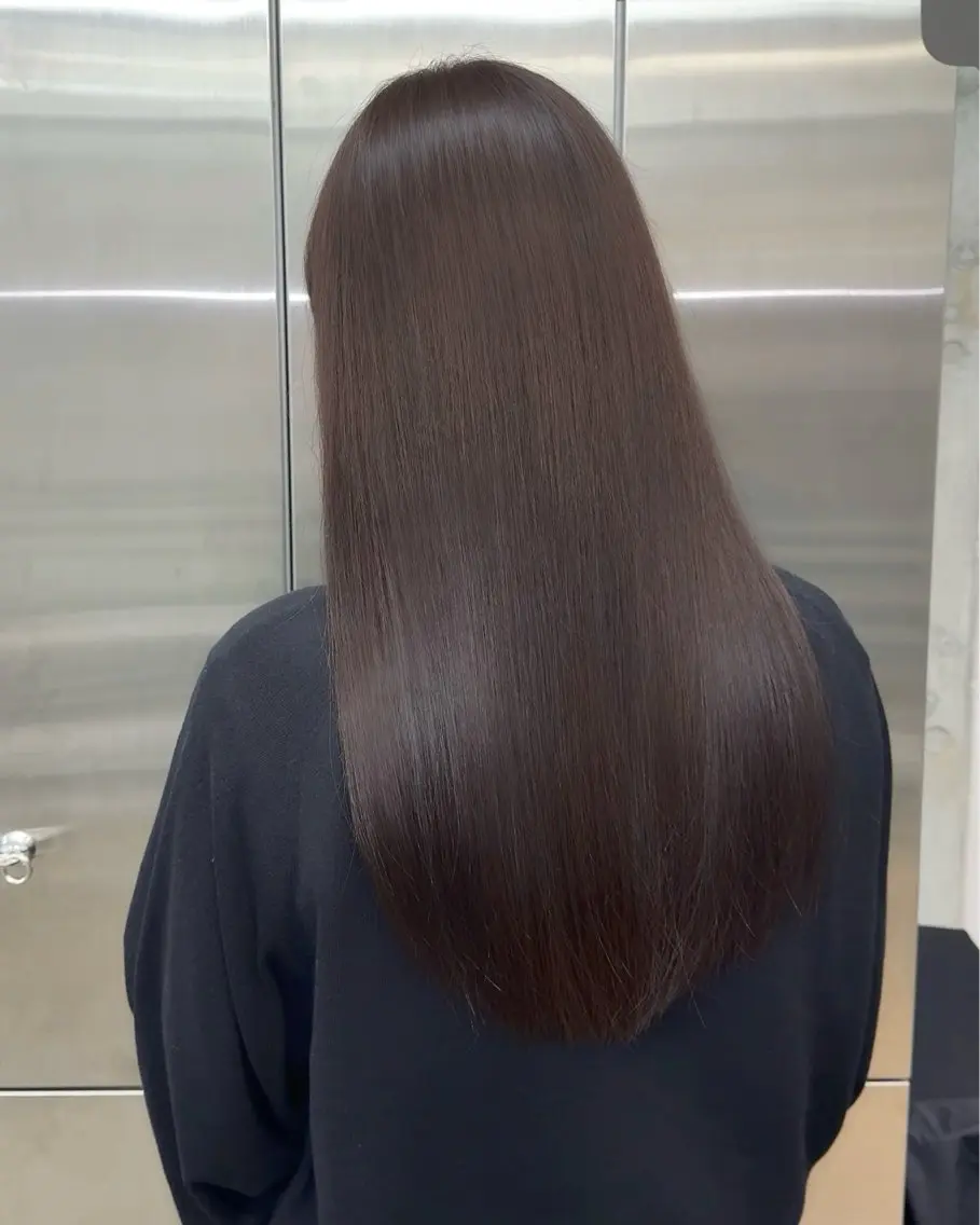ロング カラー グレージュ ラベンダーカラー ラベンダーグレージュ ラベンダーグレー カット ヘアカラー トリートメント 高橋大樹/グレー ジュ/ブリーチなしのヘアスタイル
