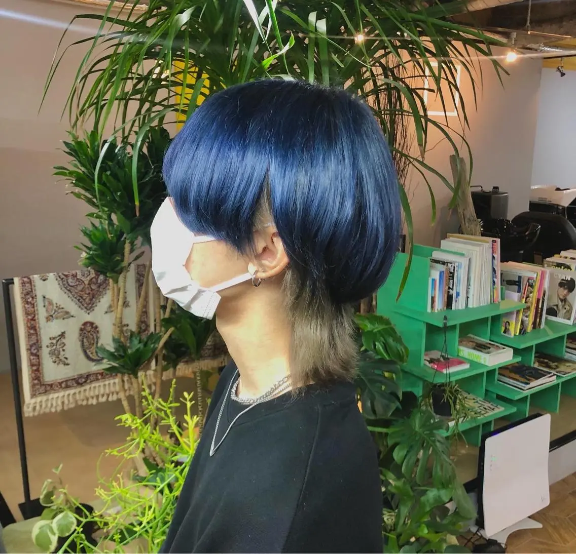 ミディアム カラー メンズ 透明感カラー レイヤー亀井唯登のヘアスタイル