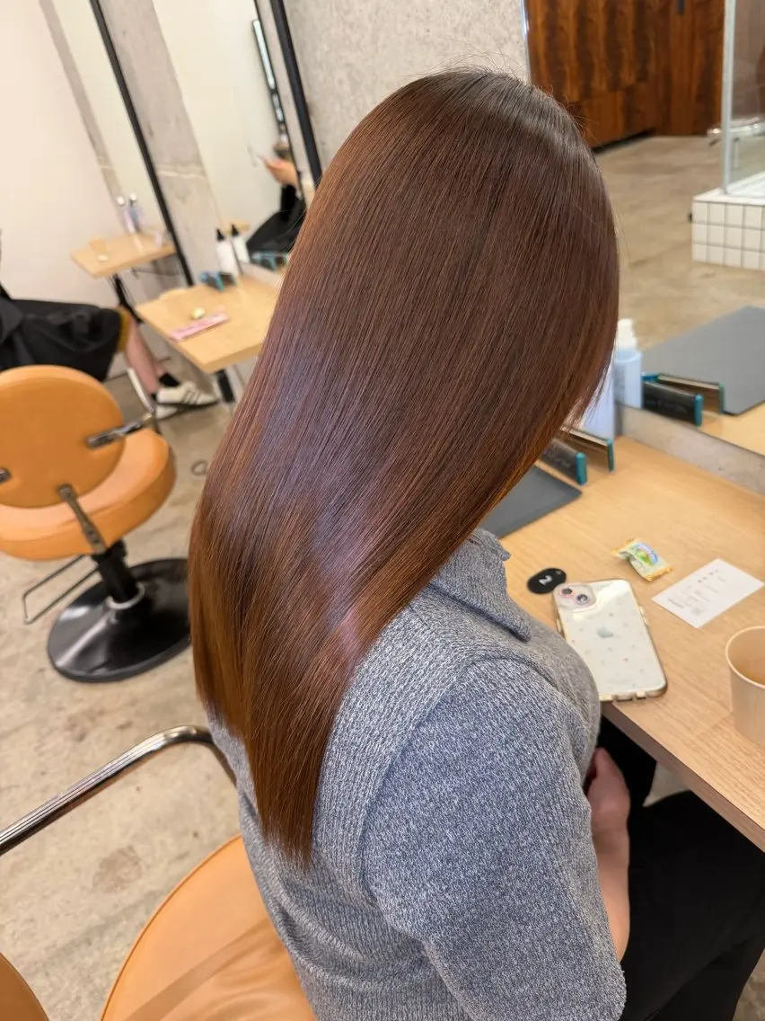 セミロング 髪質改善 レイヤーカット 縮毛矯正 縮毛矯正 トリートメント 縮毛矯正×髪質改善× 艶髪カラー　吉原和磨のヘアスタイル