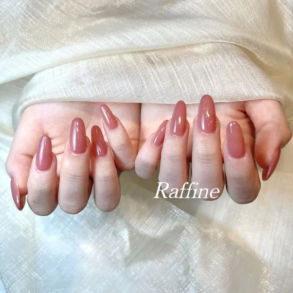 ネイル RAFFINE haru🦋🩵のネイルデザイン