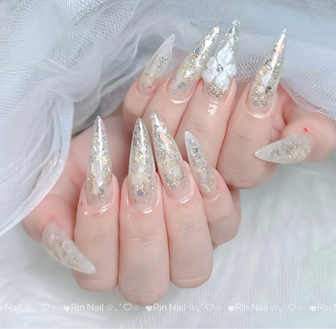 ネイル オーロラネイル チークネイル 桜ネイル クリアネイル ドット ハンドネイル Rin Nail Shinokuboのネイルデザイン