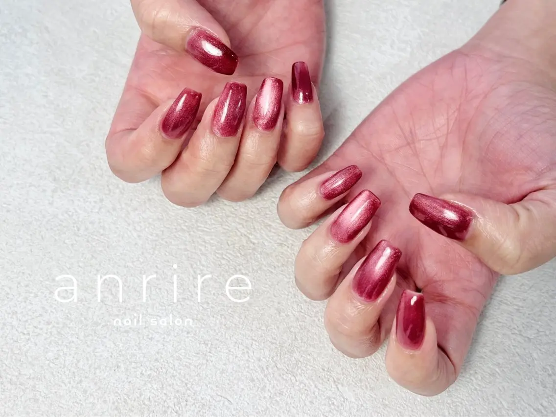 ネイル ボルドー ジェルネイル ロングネイル マグネットネイル マグネットワンカラー ハンドネイル nailsalon anrireのネイルデザイン