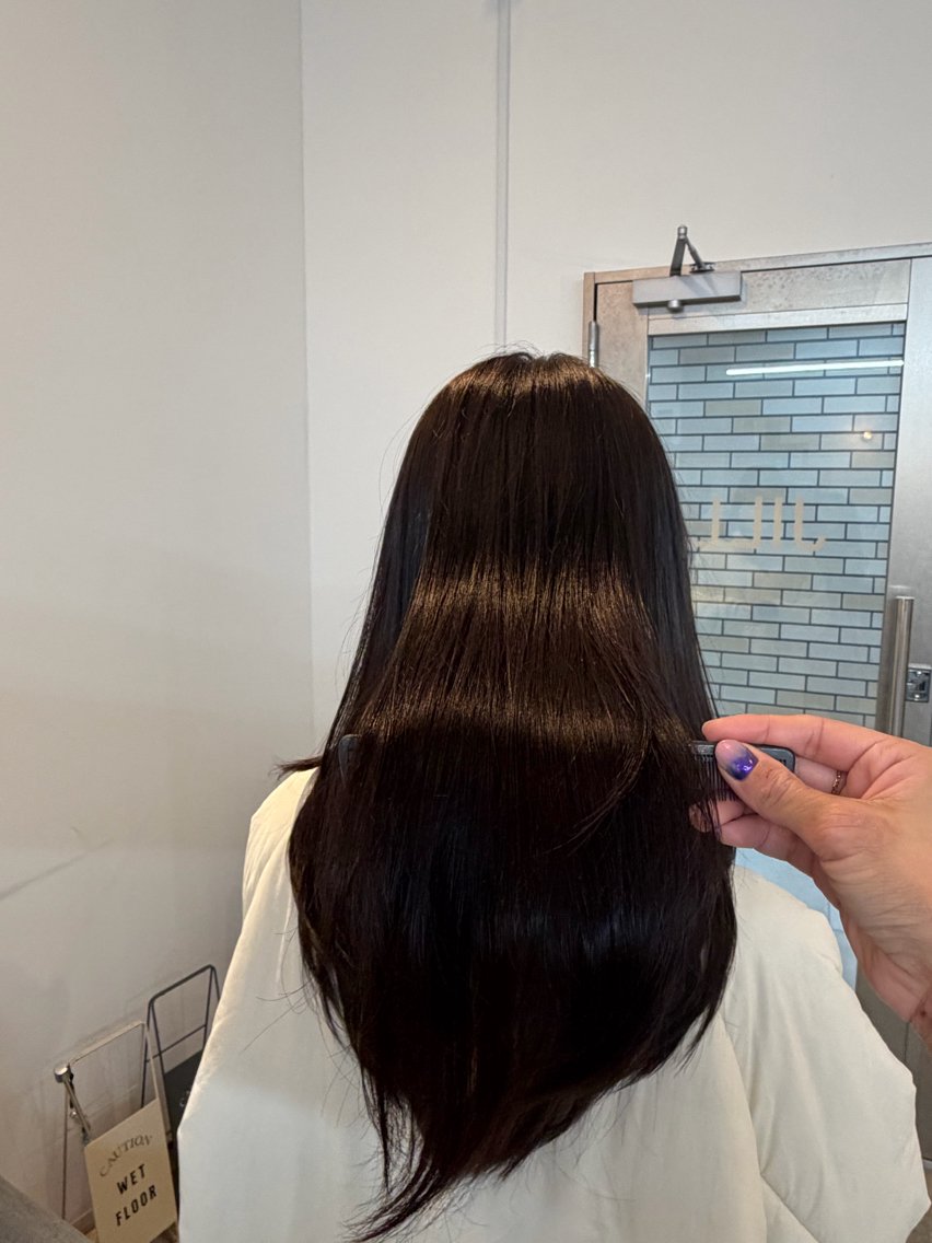 ロング 酸性ストレート カット 縮毛矯正 阿部 智子のヘアスタイル