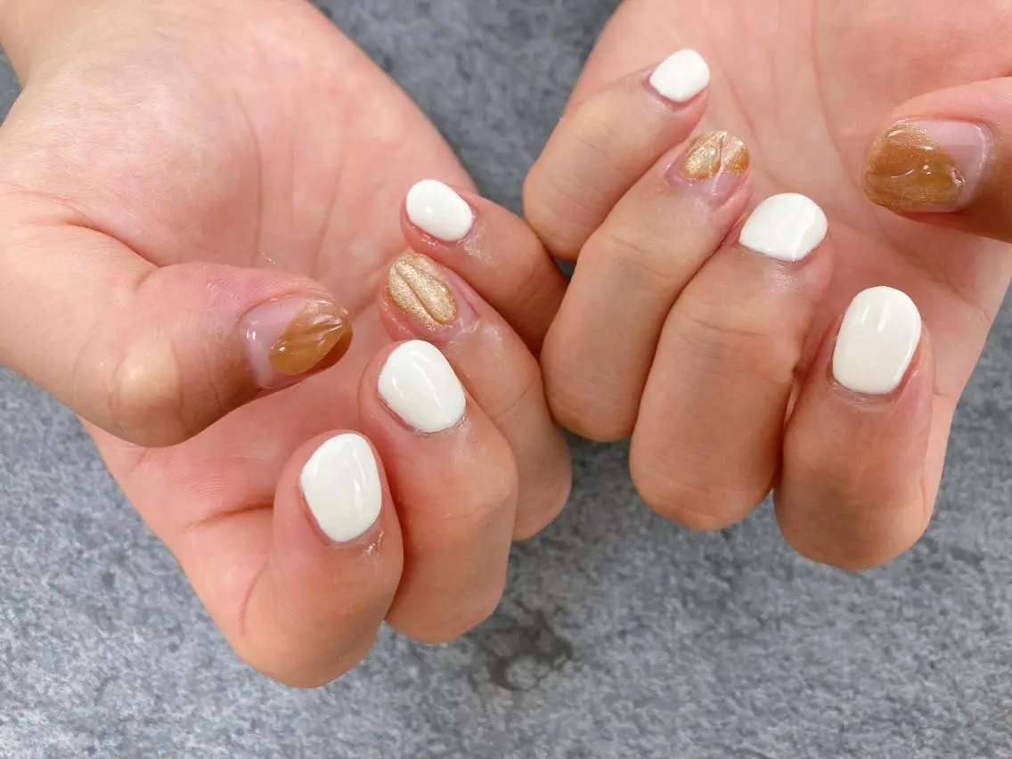 ネイル マグネットネイル ぷっくりネイル ハンドネイル mogunail &blowのネイルデザイン