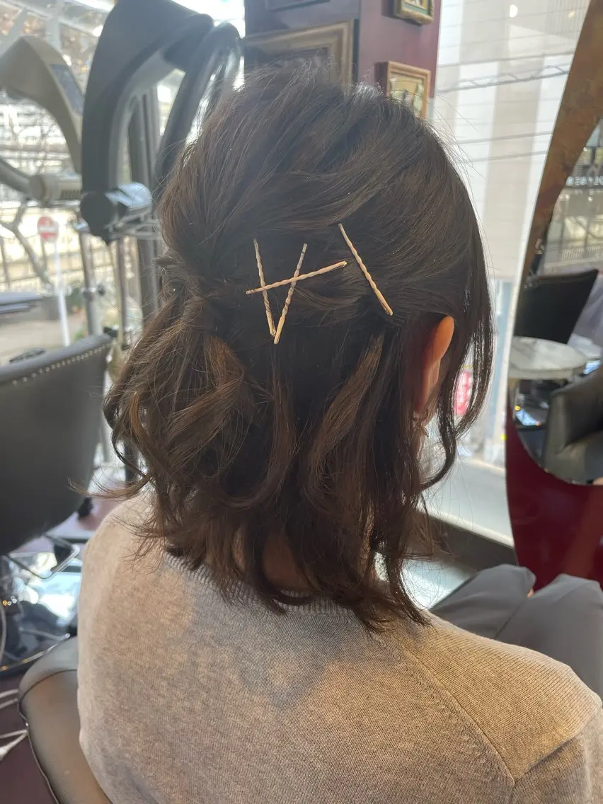 ヘアアレンジ ハーフアップ 👑派手髪/カット 👑ANRYのヘアスタイル