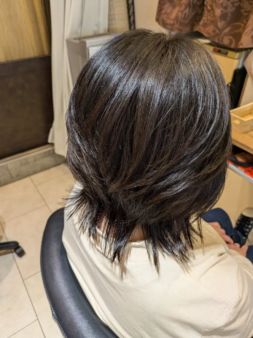 ミディアム ボブレイヤー ボブ レイヤーカット 塚原 友紀子のヘアスタイル