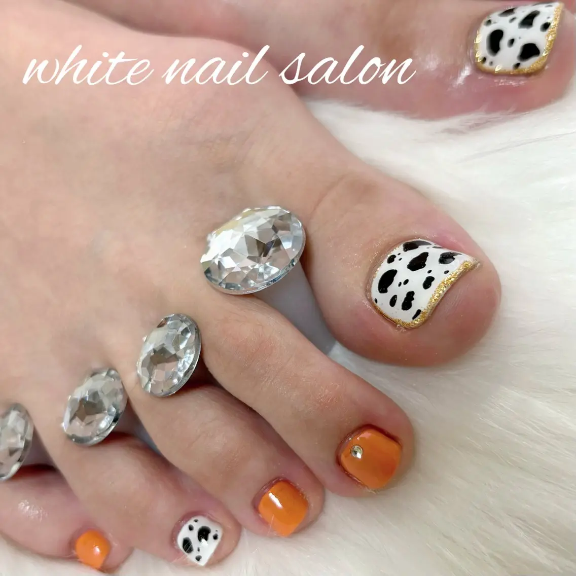 ネイル ホワイト フットネイル white nail salonのネイルデザイン