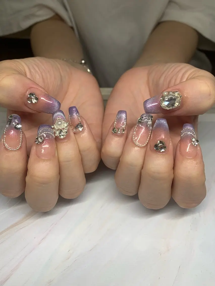 ネイル フレンチネイル ジェルネイル 韓国ネイル マグネットネイル マグネットフレンチ akina nailsのネイルデザイン