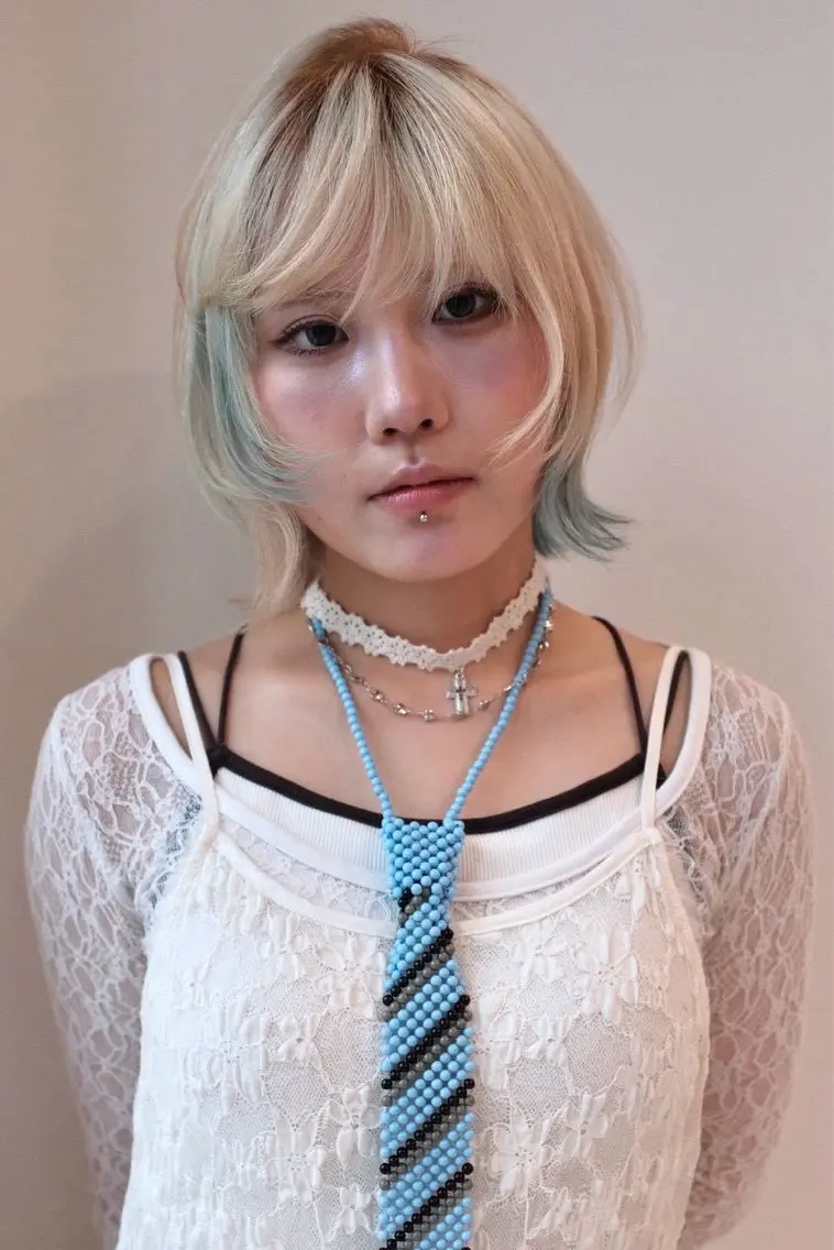 ショート ミストバング 韓国風ヘア レイヤーカット 似合わせカット カット ヘアカラー トリートメント 抜け感ダブルカラー miyukiのヘアスタイル