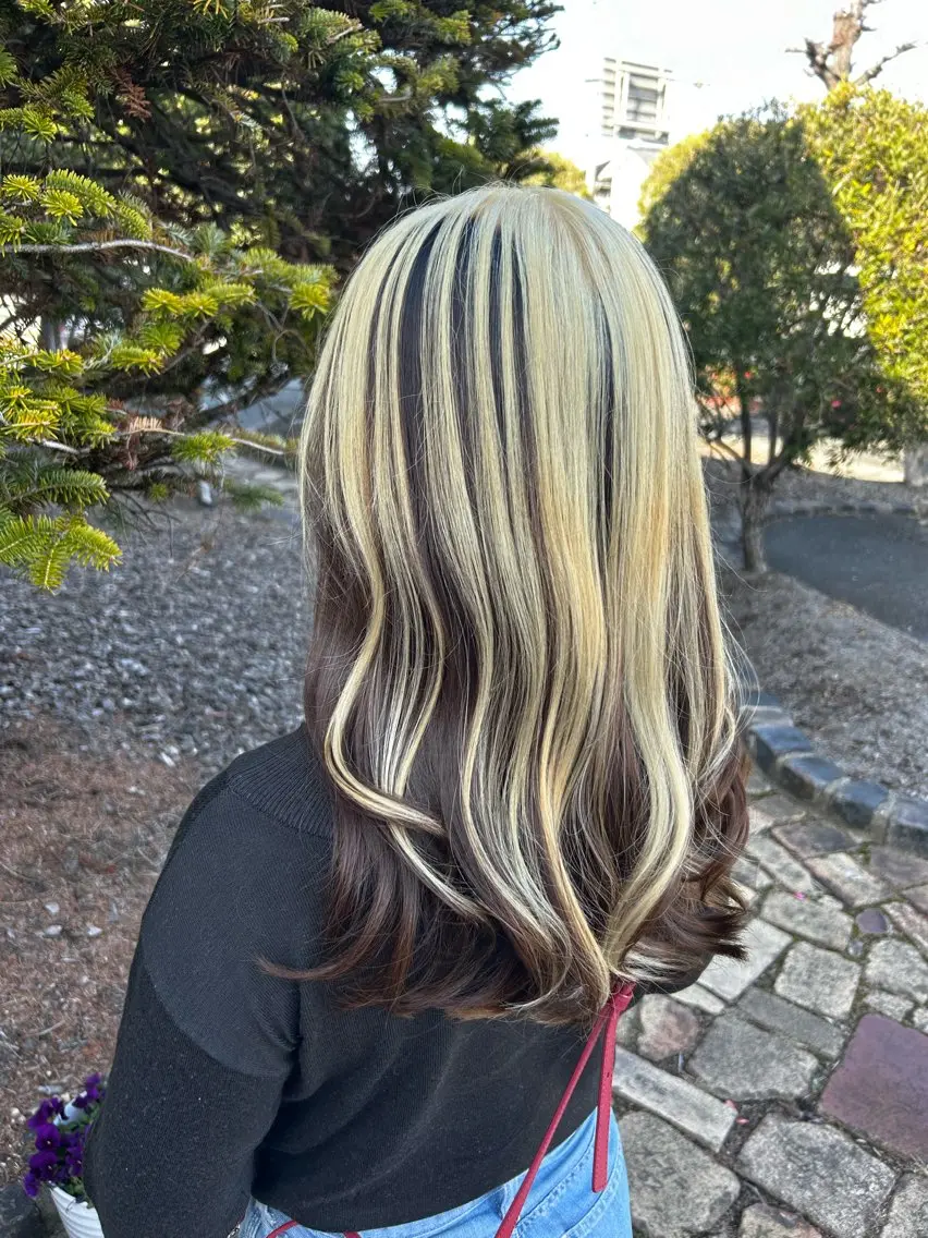 ロング ヘアルームflat・ Rena🌼ྀིのヘアスタイル