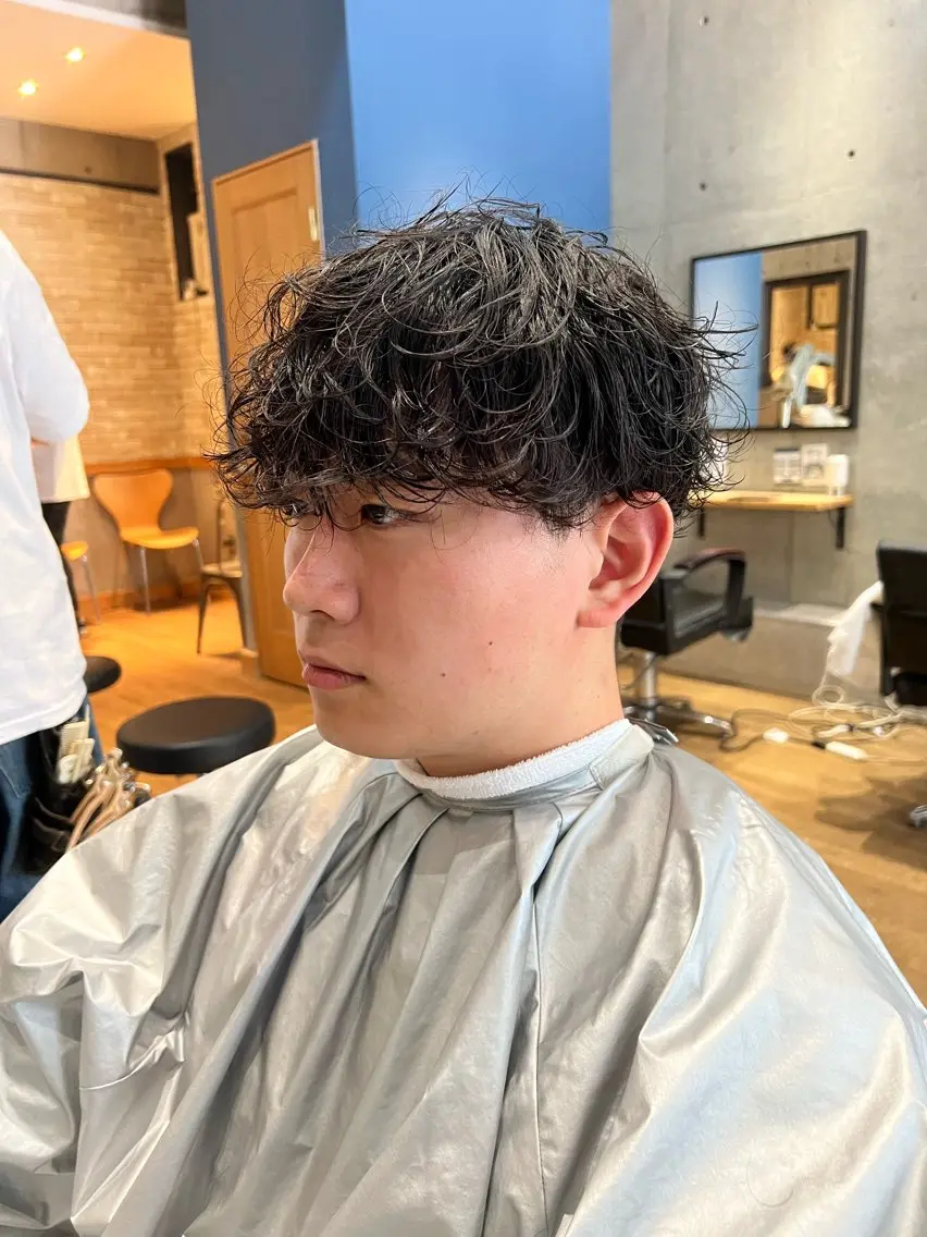 パーマ メンズ パーマ 糟谷 慈英のヘアスタイル