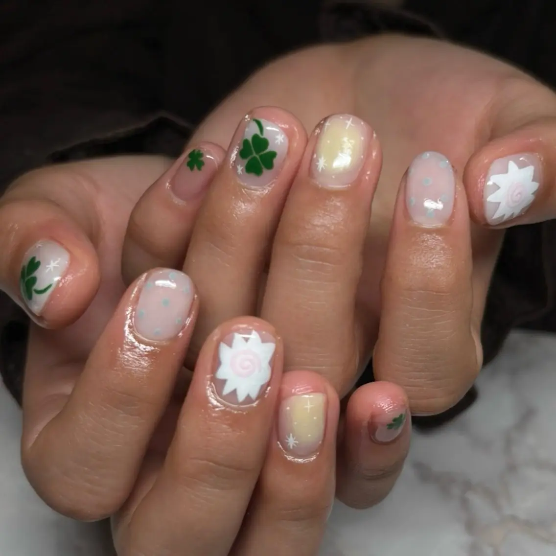 ネイル 🦋hana / nail / AOのネイルデザイン