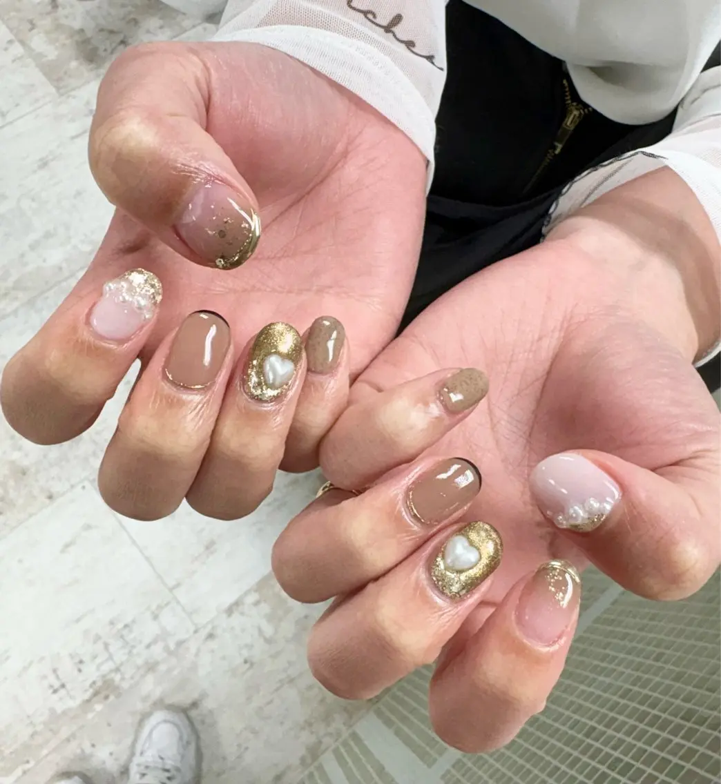 ネイル 持ち込み 吉田 里菜のネイルデザイン