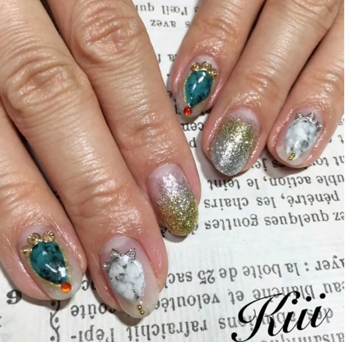 ネイル アートネイル ハンドネイル フットネイル kiii.__ ✴︎*のネイルデザイン