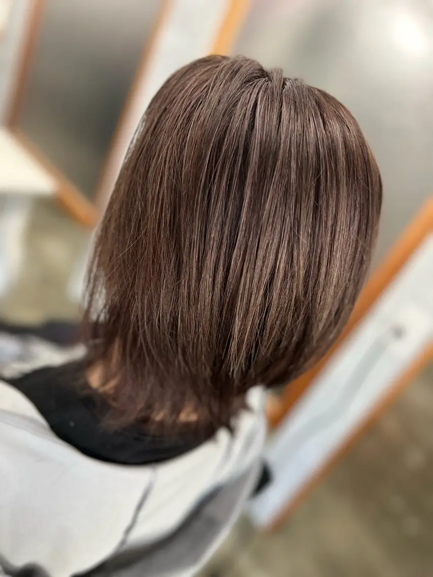 ミディアム カラー ベージュカラー イルミナカラー ヘアカラー トリートメント Style Tのヘアスタイル
