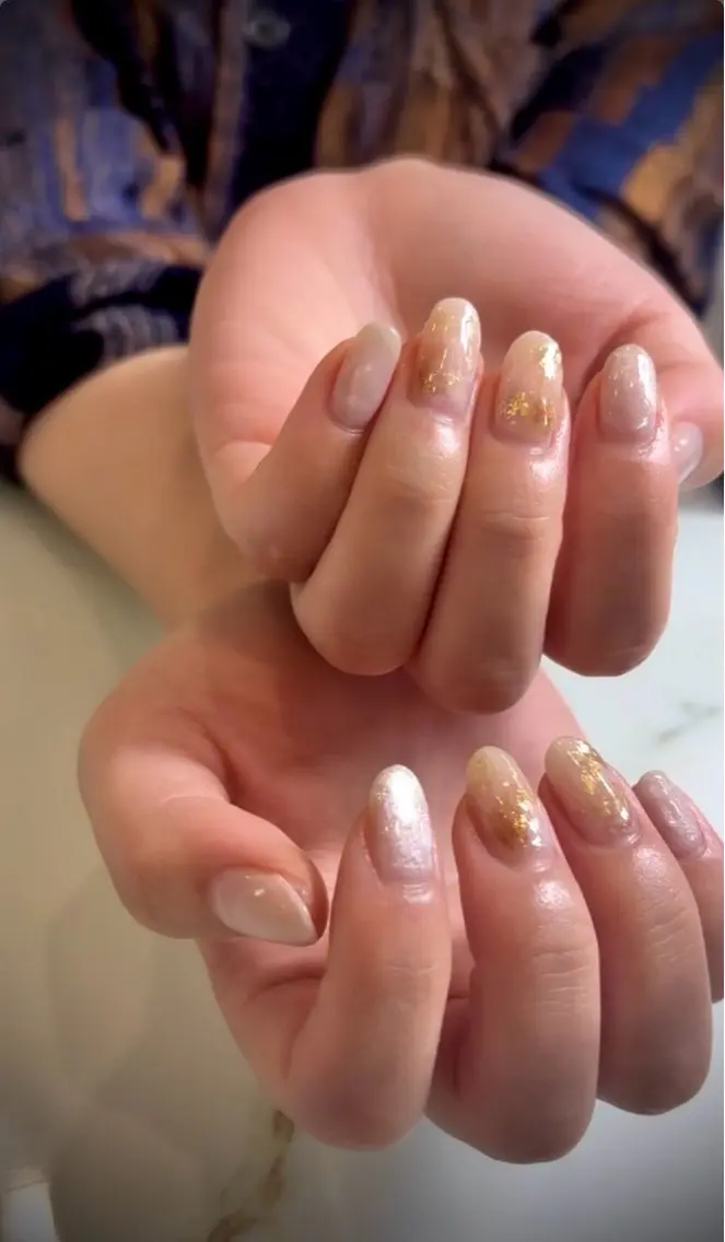 ネイル マグネットネイル ニュアンスネイル シンプルネイル ハンドネイル 🤫噂のネイリスト Miyuuのネイルデザイン